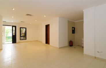 Unfurnished apartment